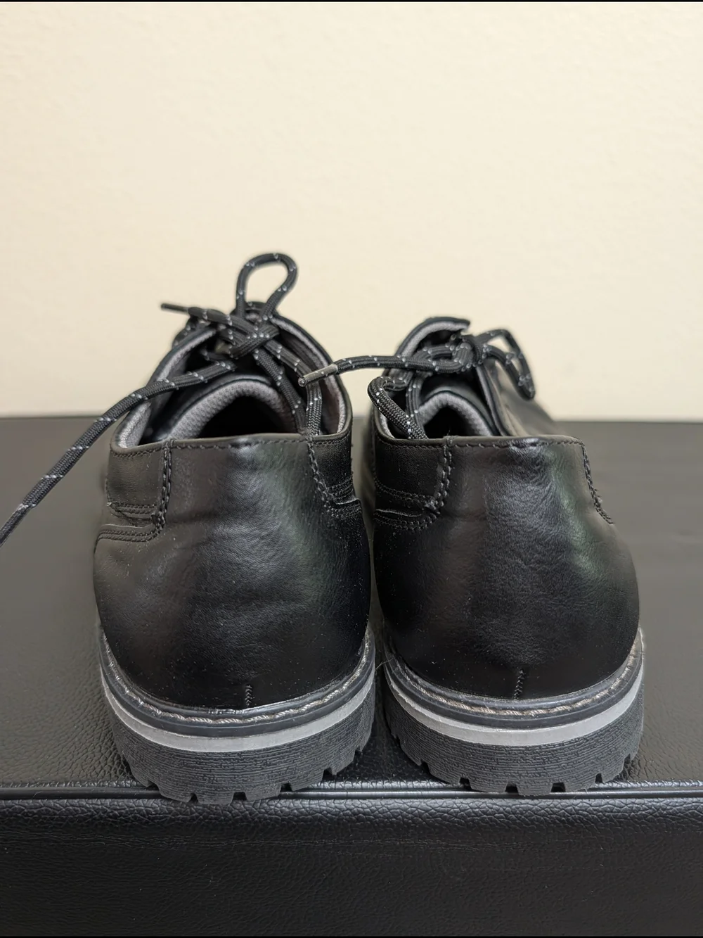 Freeman Charlie Boys' Black Lace-Up Shoes Size 7M